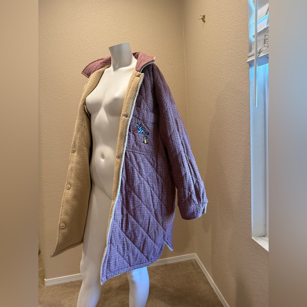 Obey Cream Sherpa Jacket with Embroidered Detail - Picture 4 of 16